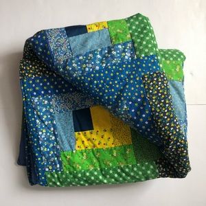 VINTAGE Appliqué Rectangle floral Small Quilt